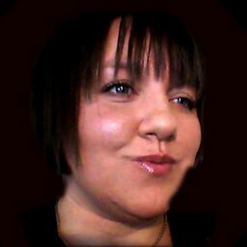 Meet your Posher, Carly